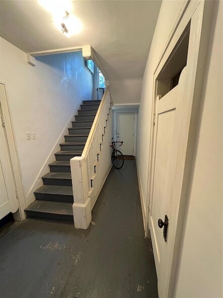 Photo - 3019 N Robinson Ave Unidad 3021