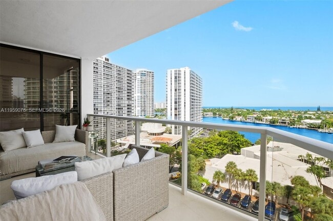 Photo - 20281 E Country Club Dr Unit 808