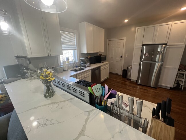 Photo - 337 Highland Ave