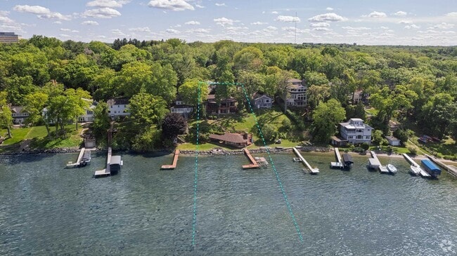 Building Photo - 5030 Lake Mendota Dr Rental