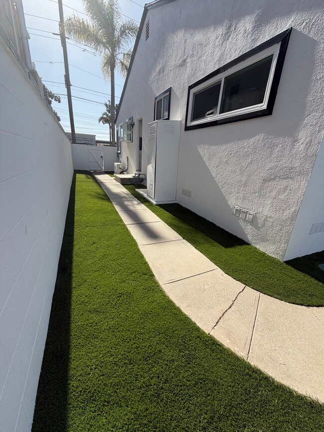 Photo - 2519 190th St