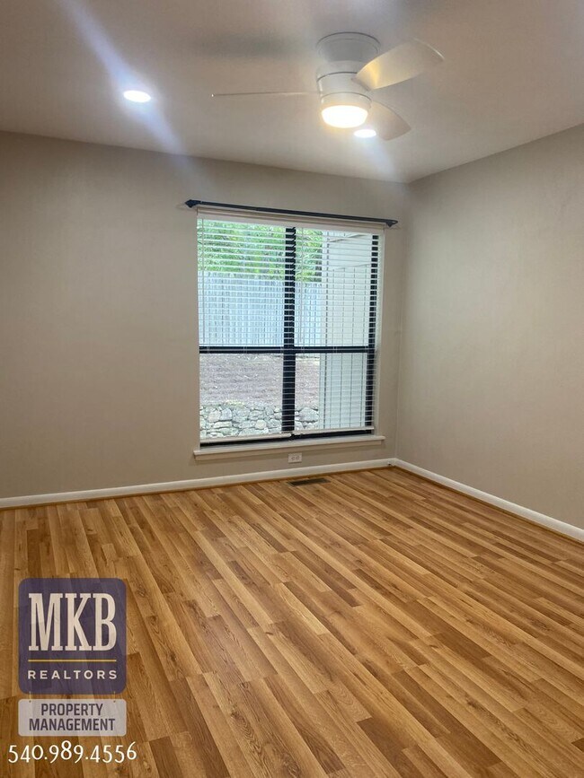 1 Bedroom, 1 Bath Condo located at Woods C... House Rental in Cave