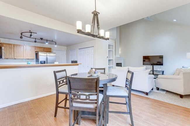 Photo - 15555 E 40th Ave Unidad ID1386130P