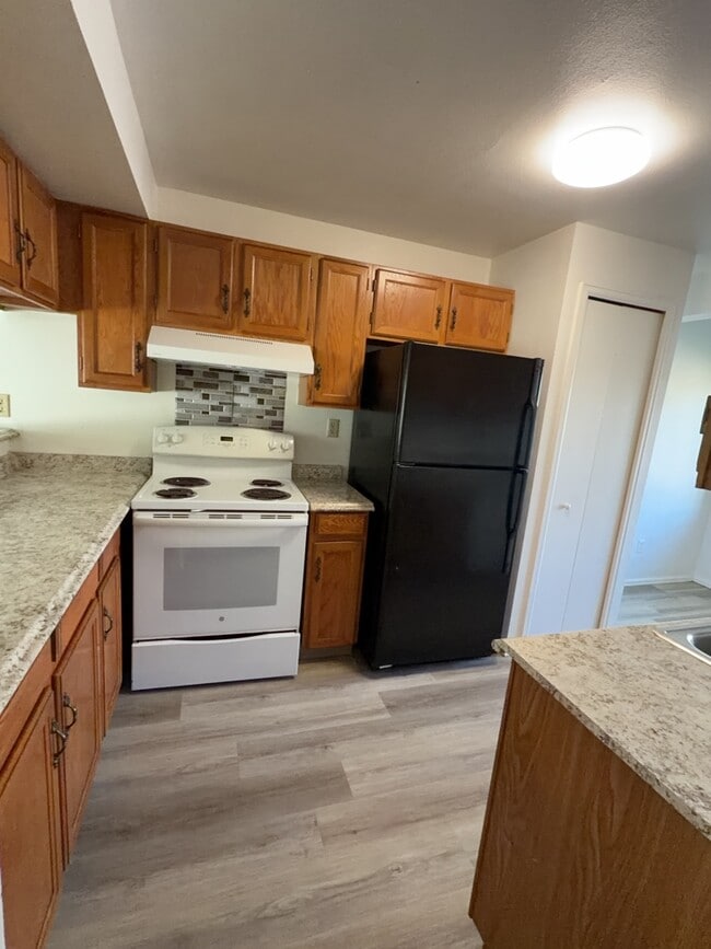 Photo - 954 Brant Hollow Ct