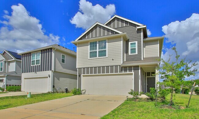 Photo - 3902 Deledda Dr