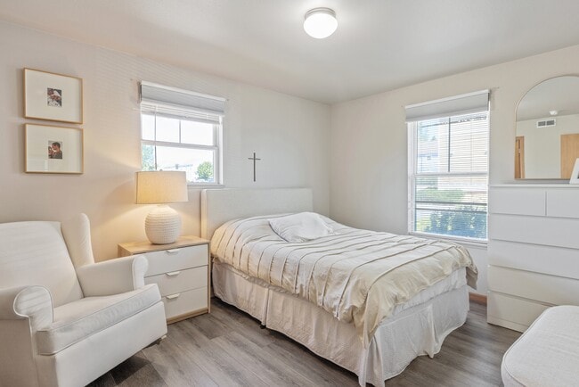 Photo - 603 Mitchell St