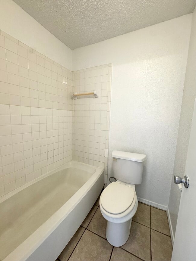 Photo - 339 NW 119th St