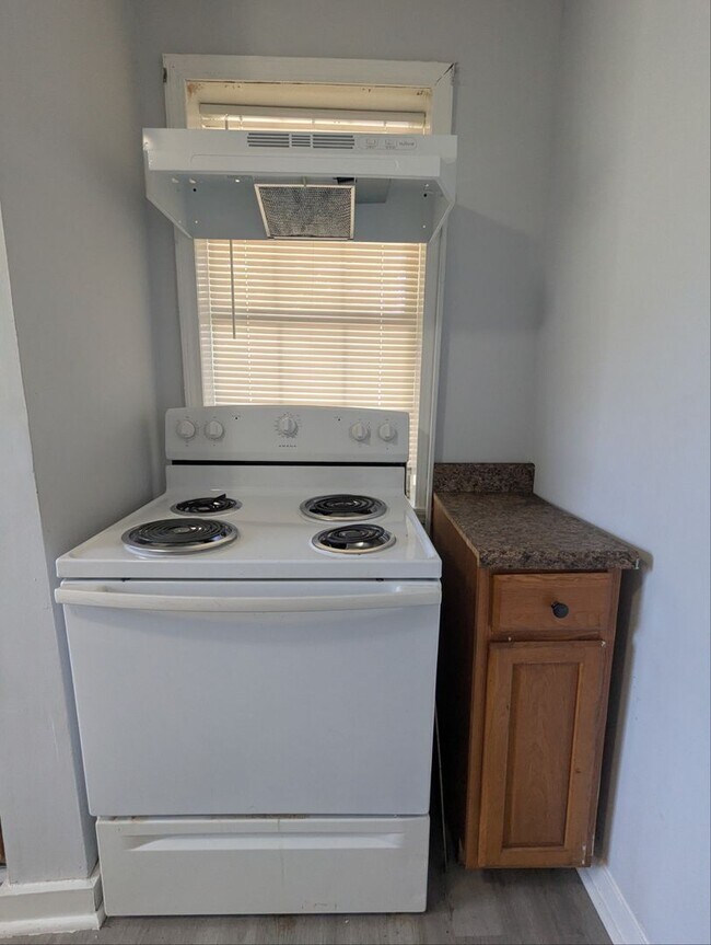 Photo - 519 E 9th St Unit 1F