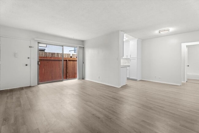 Photo - 1236 McClellan Dr