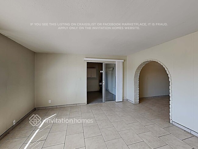 Photo - 4147 W Flower St