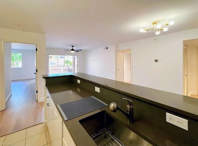 Photo - 1835 Florida Club Cir Unidad 3205
