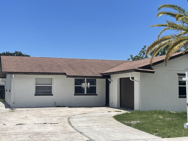 Photo - 1502 Fox Run Dr