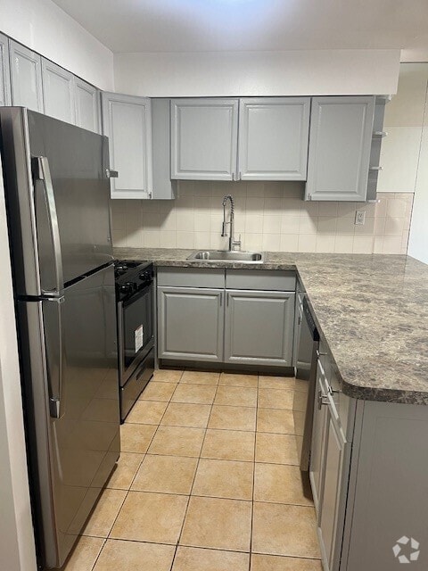 Building Photo - 13211 11th Ave Unit 1 Rental