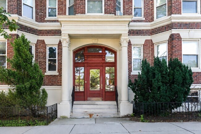 Photo - 1330 Commonwealth Ave Unit 12A