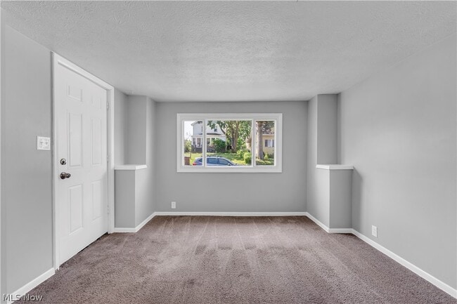 Photo - 5606 Theota Ave