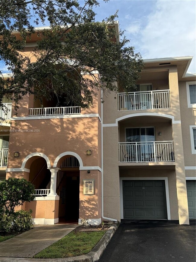 Photo - 6466 Emerald Dunes Dr Unidad 206