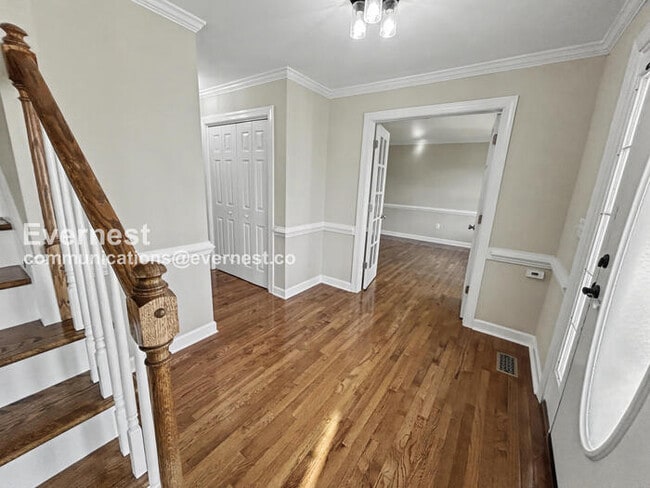 Photo - 10401 Bristol Ct