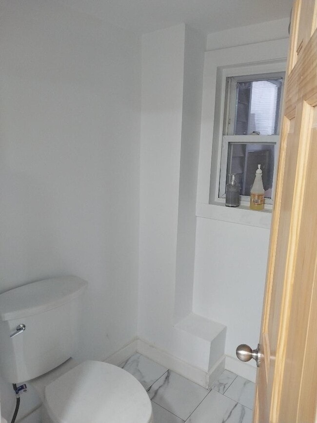 Photo - 565 Salem St Unit 2