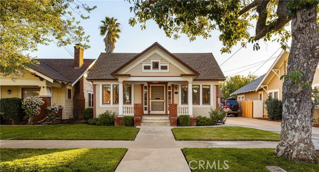Photo - 243 N Grand St