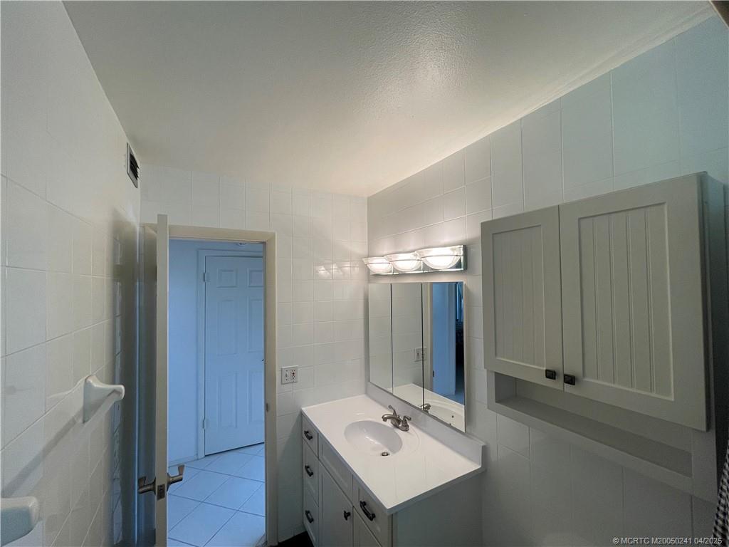 Photo - 2929 SE Ocean Blvd Unit 10 Building 106