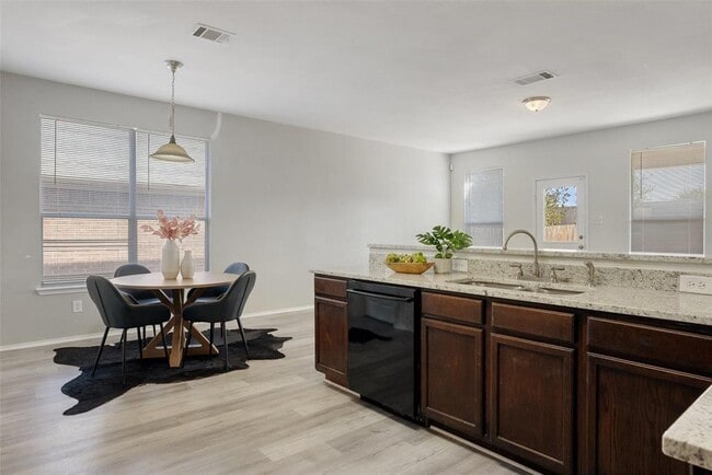 Photo - 11853 Gaelic Dr