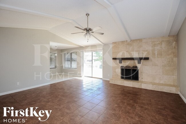 Photo - 1626 Glenhill Ln