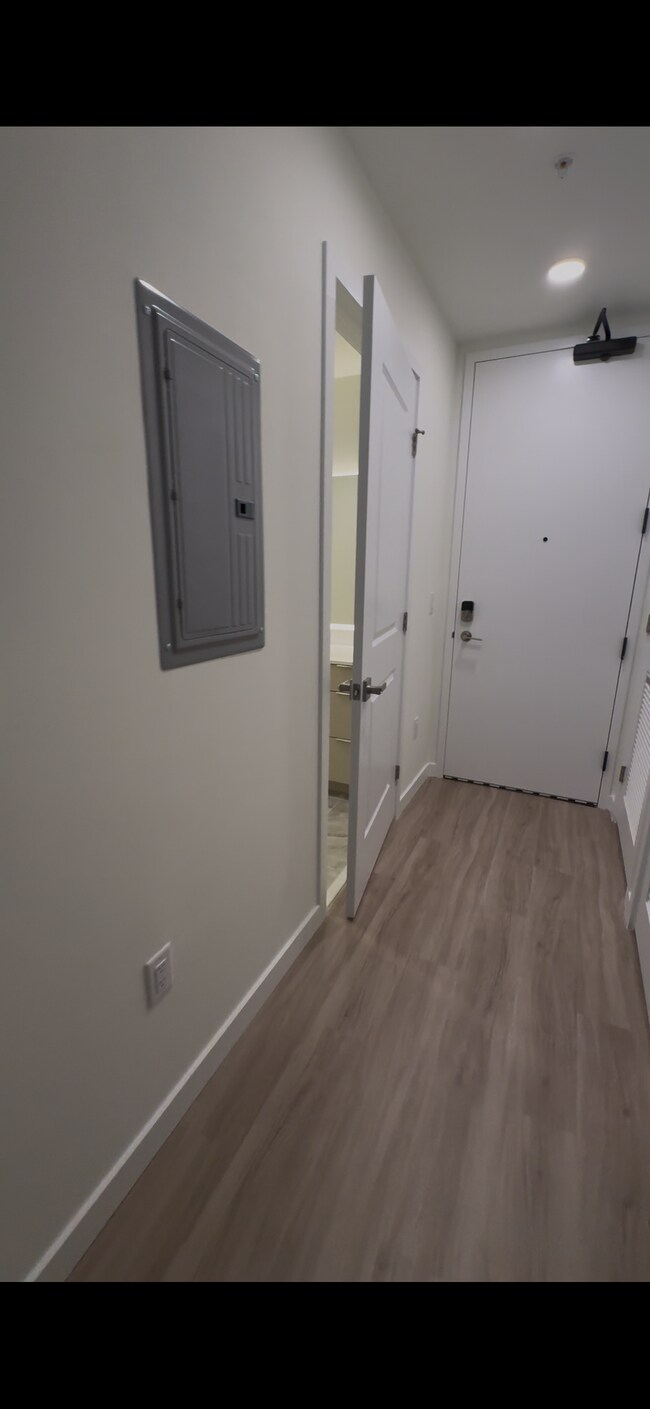 Photo - 213 NE 27th St Unit S2