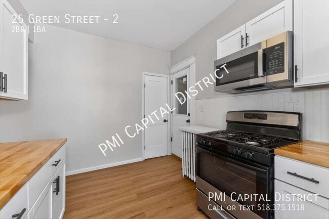 Photo - 25 Green St Unit 2