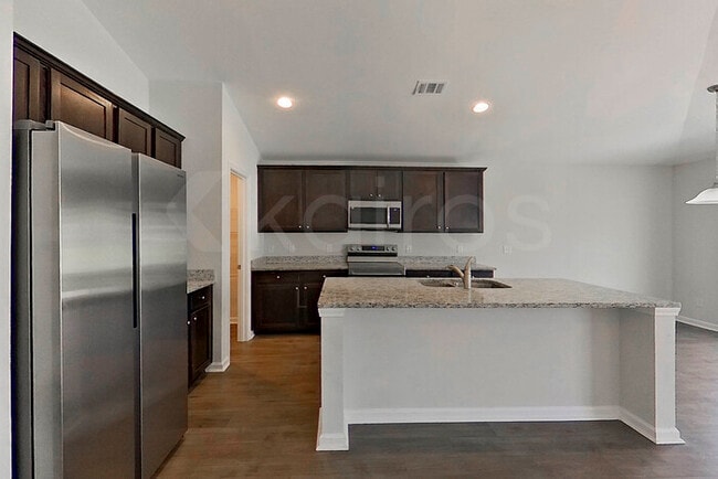 Photo - 100 Ebenezer Blf Wy