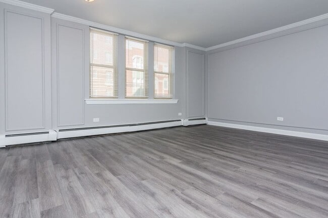 Photo - 7147 S Jeffery Blvd