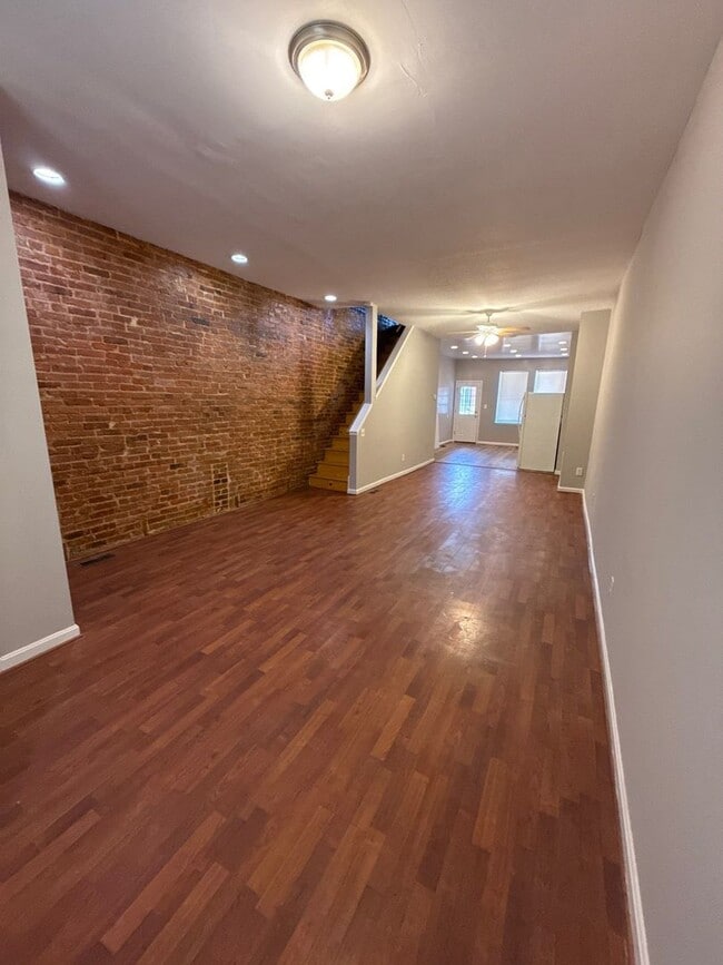 Photo - 411 N Luzerne Ave