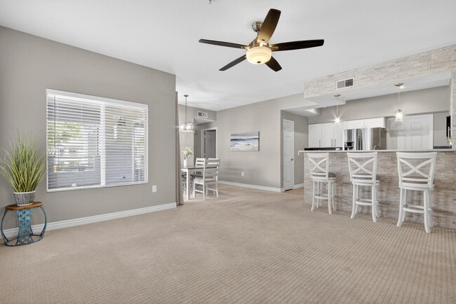 Photo - 7401 W Arrowhead Clubhouse Dr Unit 2045