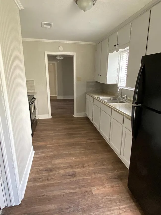 Photo - House For Rent 3875 E Lynwood Dr Beaumont, TX 77703