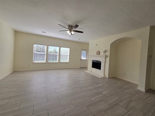 Photo - 6534 Briar Moss Ln