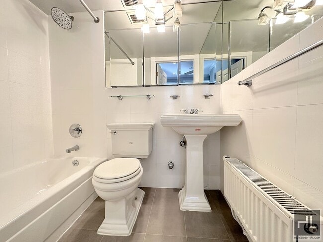 Photo - East 13th Street Unit 3H