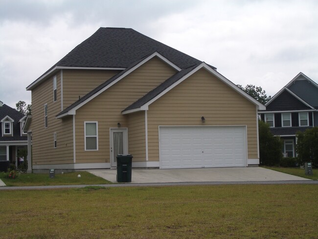 Photo - 224 Clearwater Cir