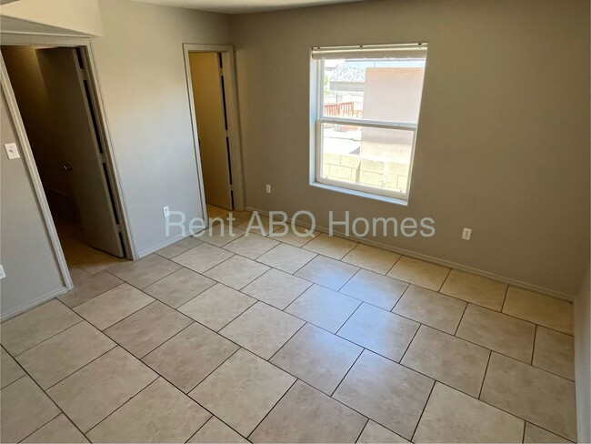 9643 El Patron Rd SW