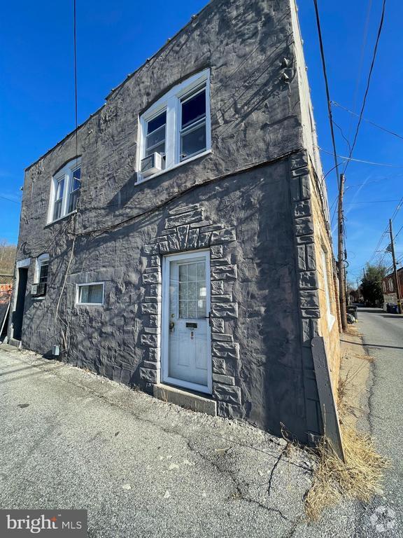 Building Photo - 315 Lumber St Unit A Rental