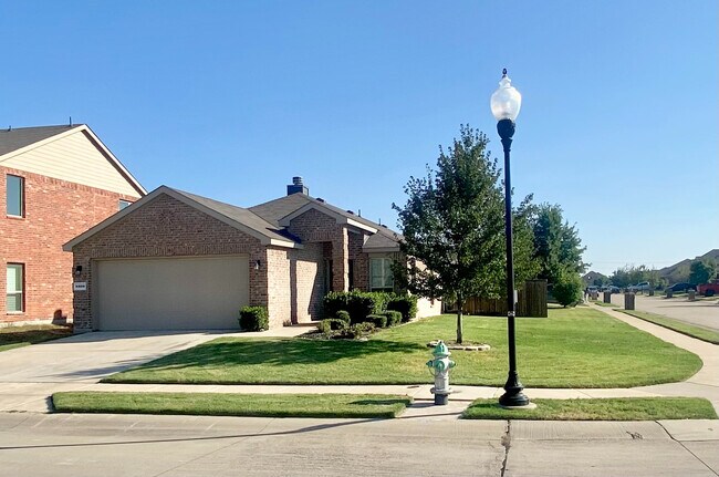 Photo - Room in House on Deadwood Ln