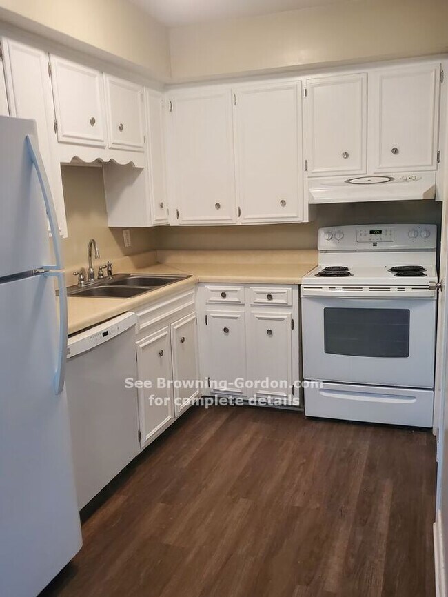 Three Bedroom Duplex available immediately!