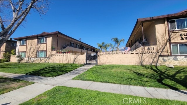 Photo - 811 Orchid Ct Apartamento Unidad F