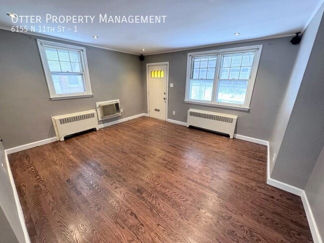 Photo - 6155 N 11th St Unidad 1