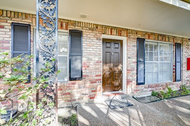 Building Photo - 3224 Timmons Ln Unit 157