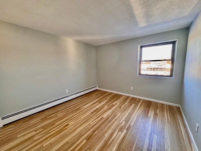 Photo - 97 Spring St Unit C6