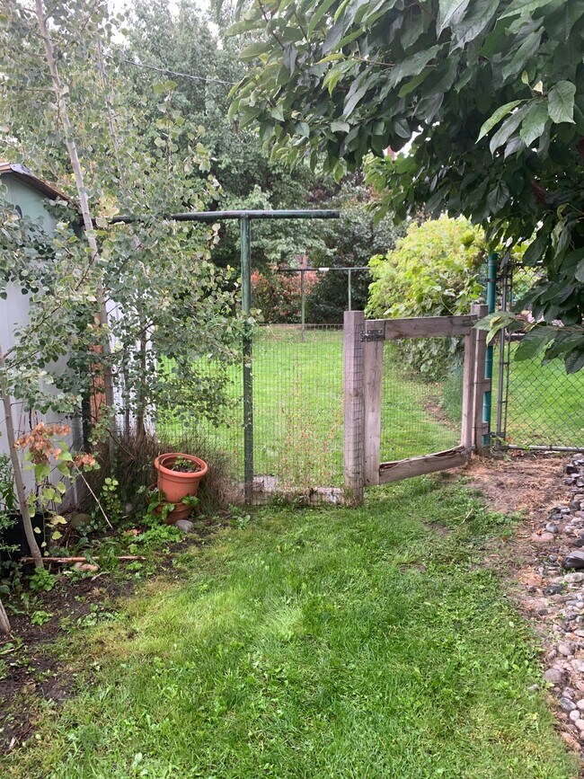 Photo - 409 N Sampson St