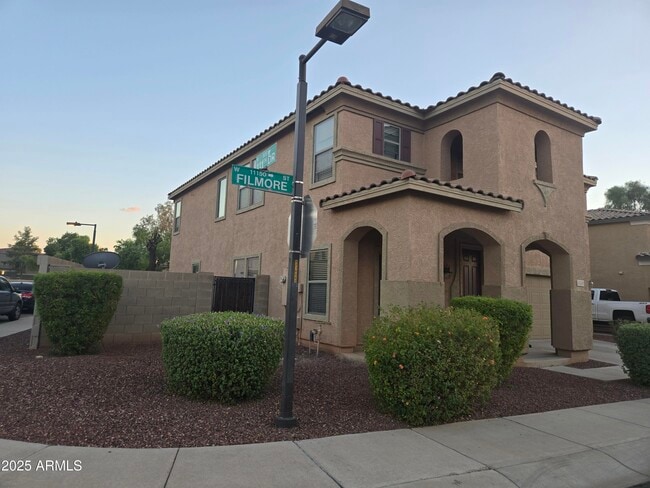 Building Photo - 11151 W Fillmore St Rental