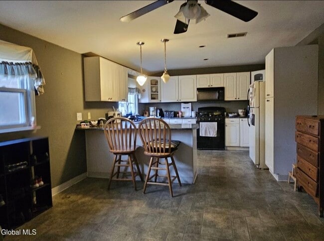 Photo - 3 9th St Unit # 2