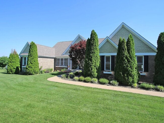 Photo - 109 Lantern Trail