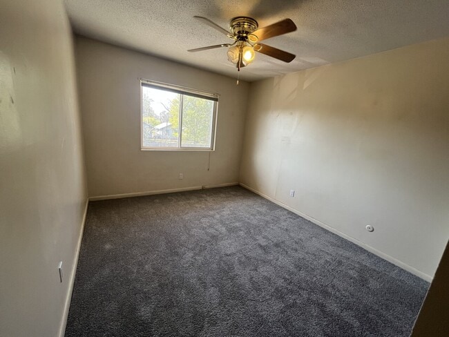 Photo - 320 Landing Unit 43