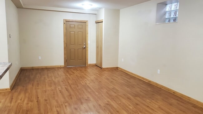 sala de estar - 111 Michigan Ave Unidad L2